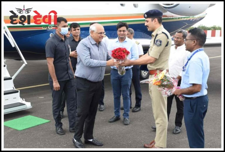 જામનગર એરપોર્ટ ખાતે મુખ્યમંત્રી ભુપેન્દ્રભાઈ પટેલનું ઉષ્માભર્યું સ્વાગત કરતા મહાનુભાવો:Live Video