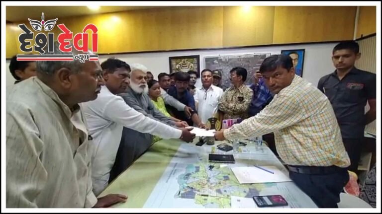 જામનગરમાં માંગણી સ્વીકારવાની માંગ સાથે સફાઈ કર્મીઓનું ચક્કાજામ: જુવો VIDEO