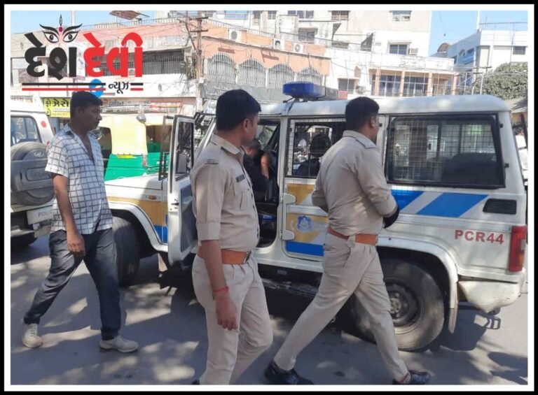 જામનગર અદાલતના સંકુલમાં પોલીસ સાથે ઝપાઝપી કરનાર બે સામે ગુનો નોંધાયો