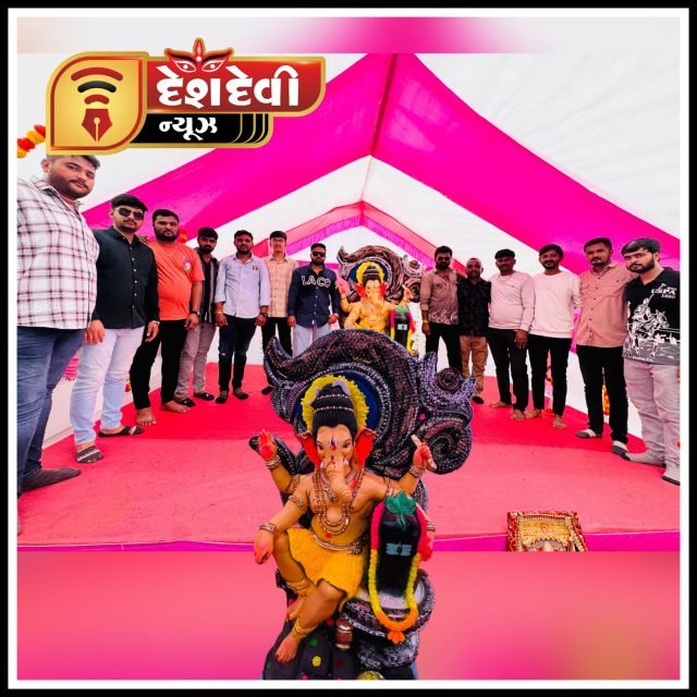 જામનગરના રાંદલનગર ભોડેશ્વર સોસાયટીમાં ગજાનનનું આગમન આશાપુરા ગ્રુપ દ્વારા મહાઆરતી